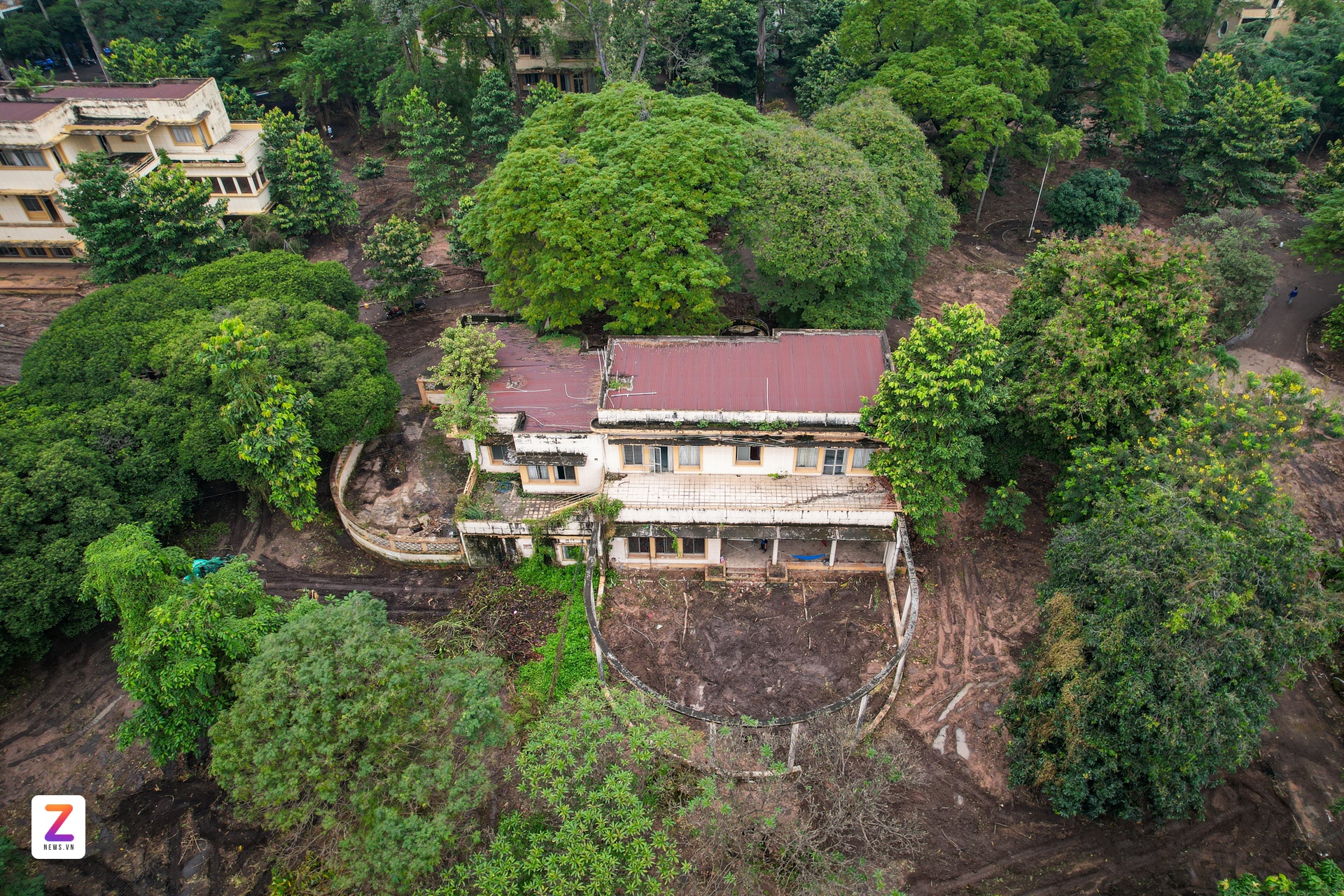 Dai tuong niem COVID-10 anh 6