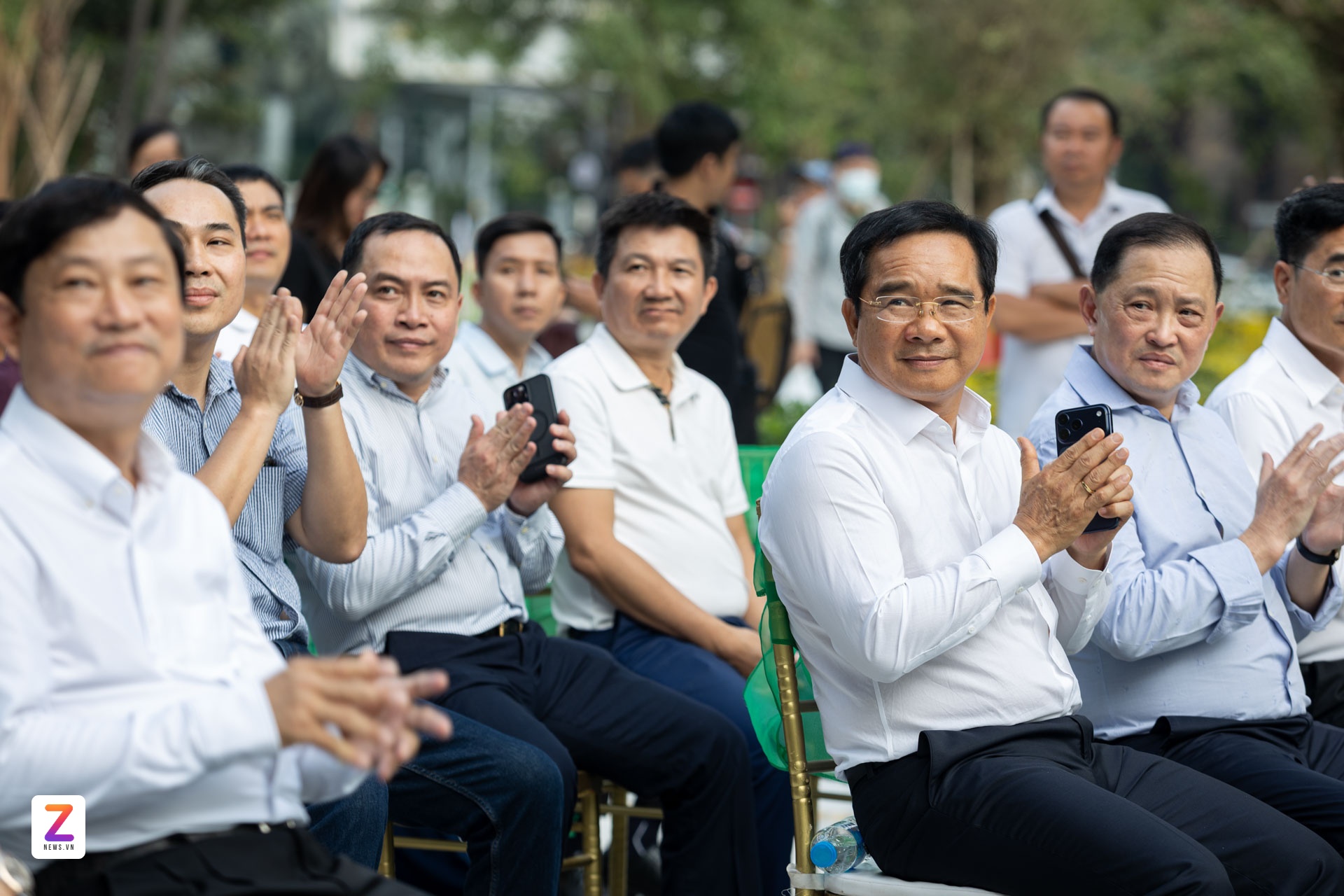 cong vien tren dat vang anh 8