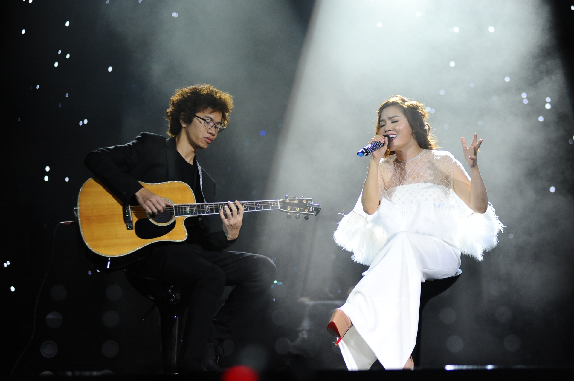 Live show Ngoc Anh anh 4