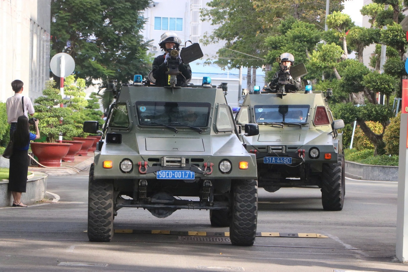 Mai Hoang, Cong an TPHCM, Trung tuong, Dang bo cac cap, Tran ap anh 4 Mai Hoang, Cong an TPHCM, Trung tuong, Dang bo cac cap, Tran ap anh 4