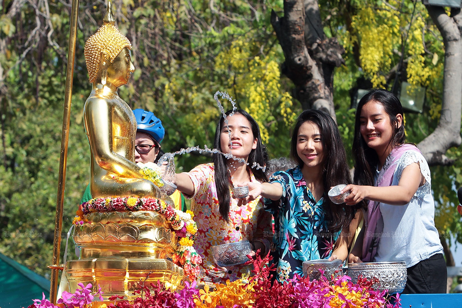 ve may bay tet anh 1