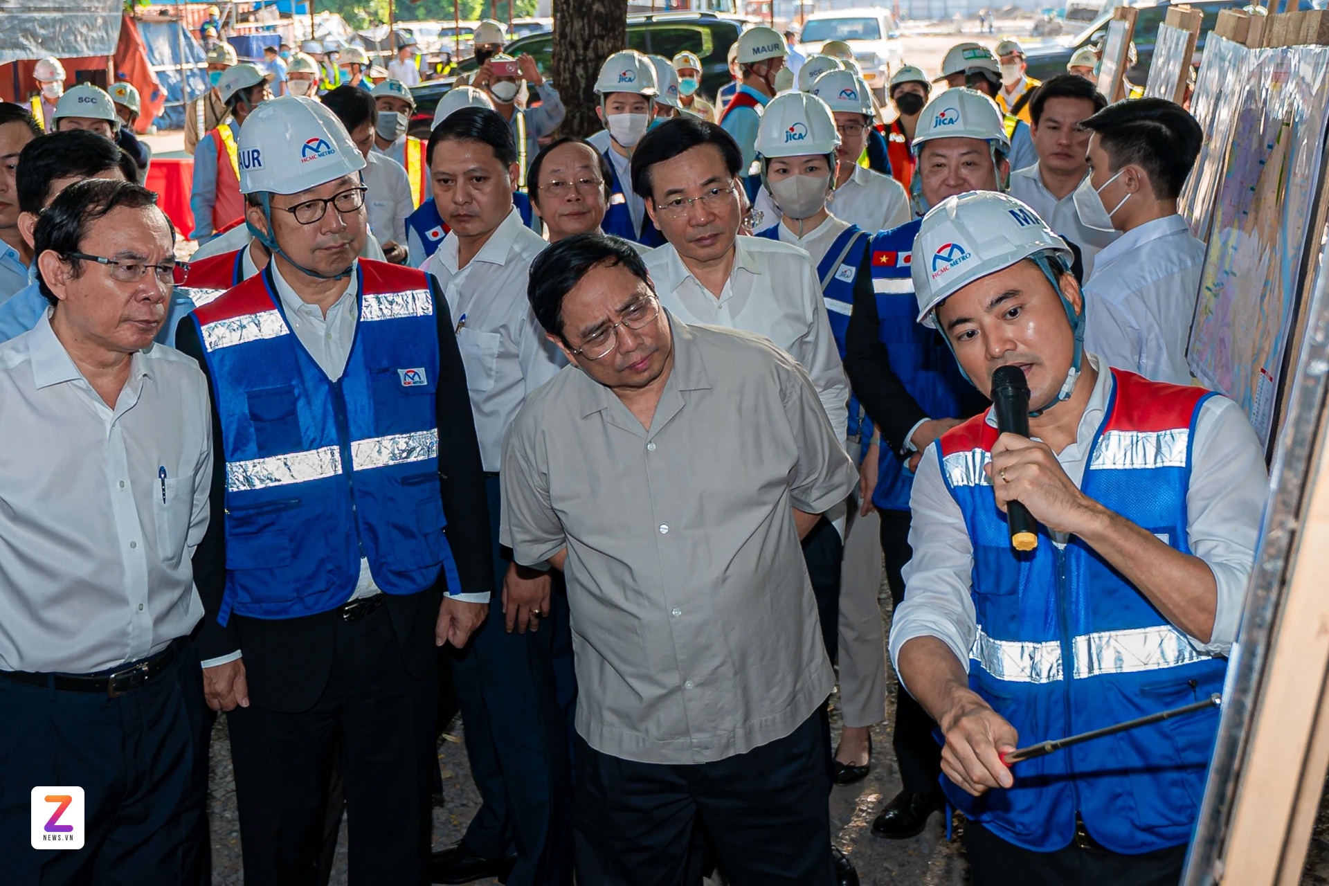 tau metro so 1 anh 10