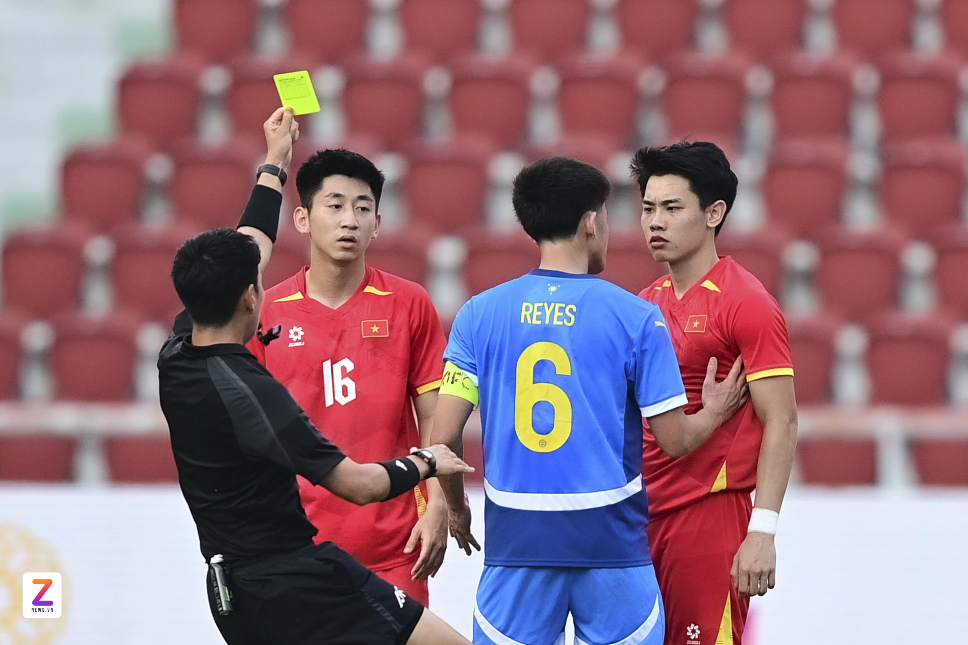 Đình Bắc trong trận đấu