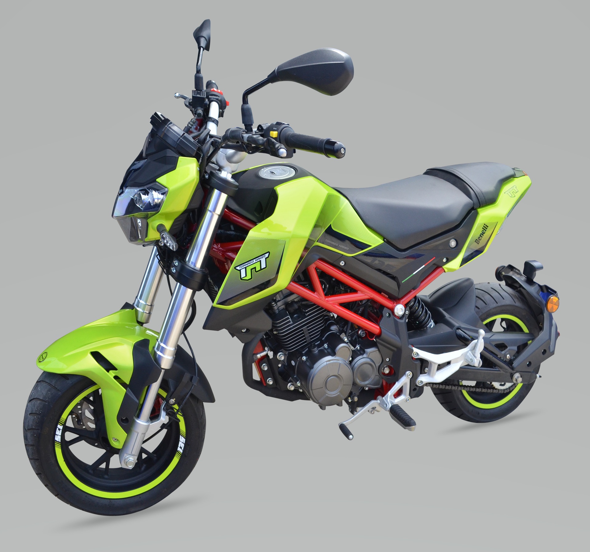 Benelli TNT 135 2020 co them mau moi anh 2