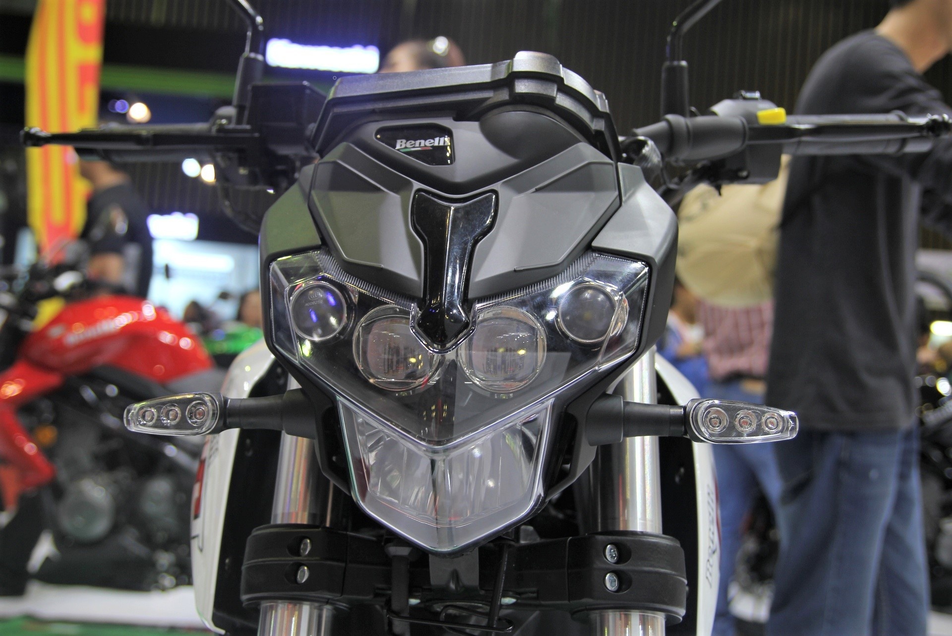 Benelli TNT 135 2020 co them mau moi anh 4