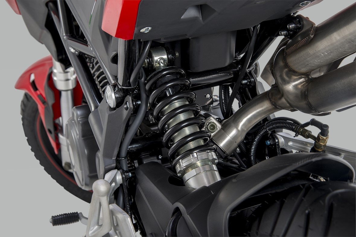 Benelli TNT 135 2020 co them mau moi anh 7