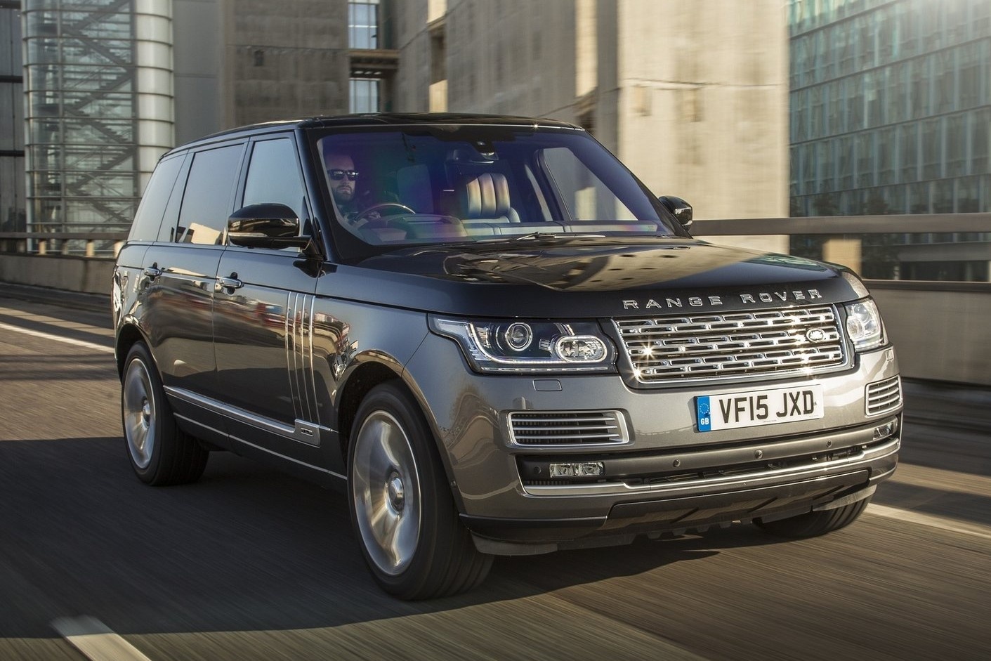 Nhung SUV dat nhat the gioi anh 9
