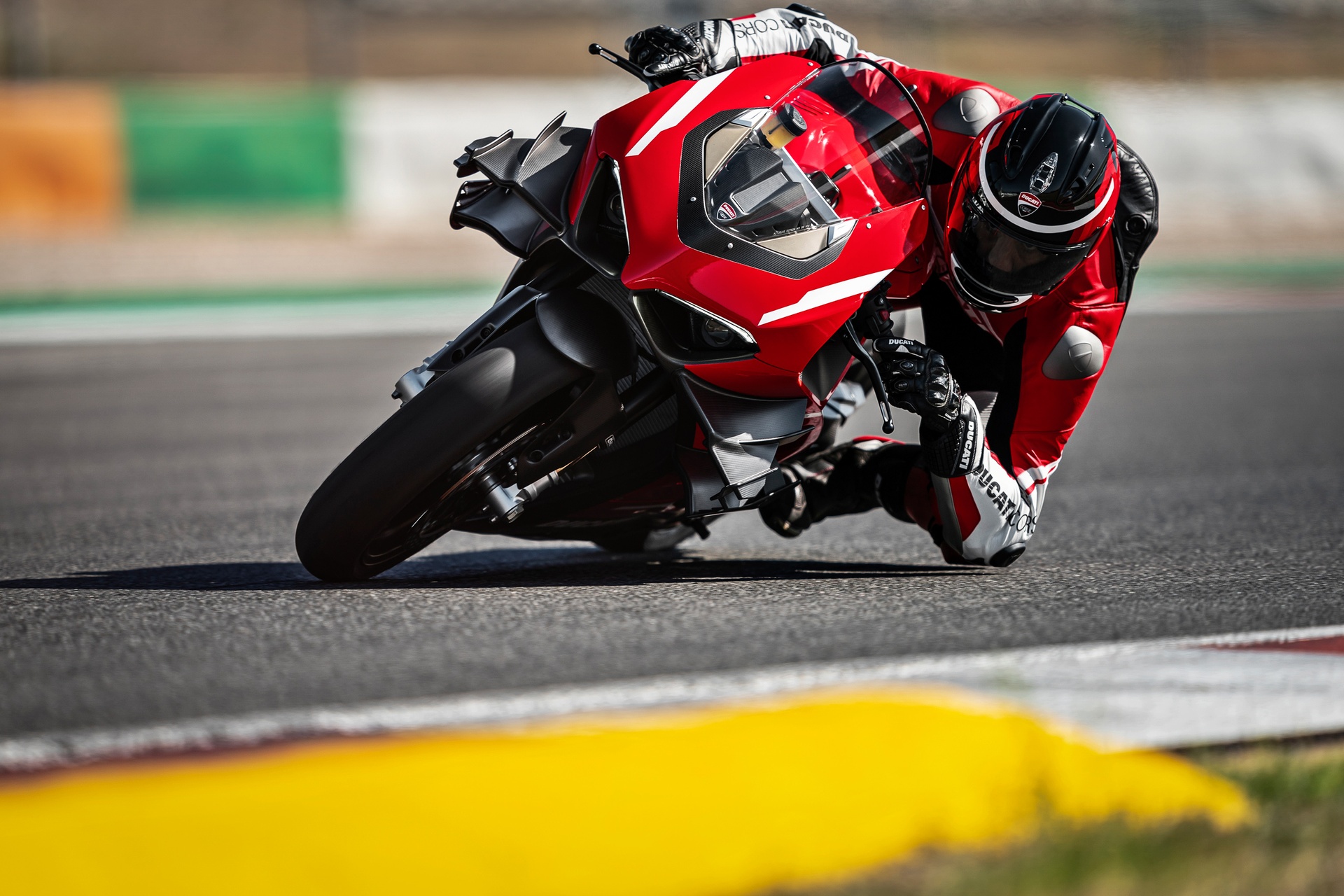 Ducati Superleggera V4 co gia 100.000 USD anh 8
