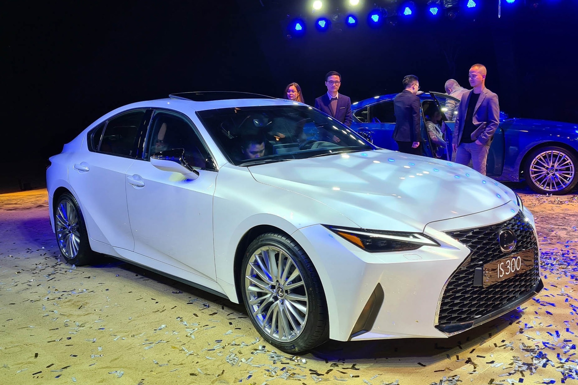 sedan gia 2-3 ty dong anh 4