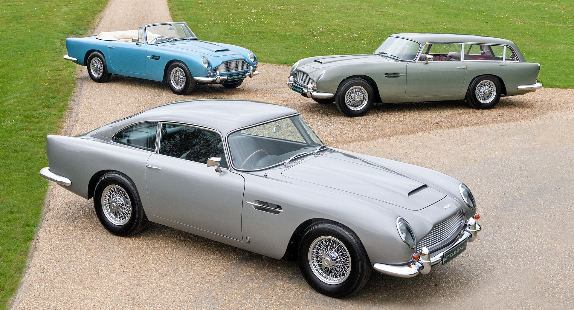 3 chiec Aston Martin DB5 gia 5, 6 trieu USD anh 1