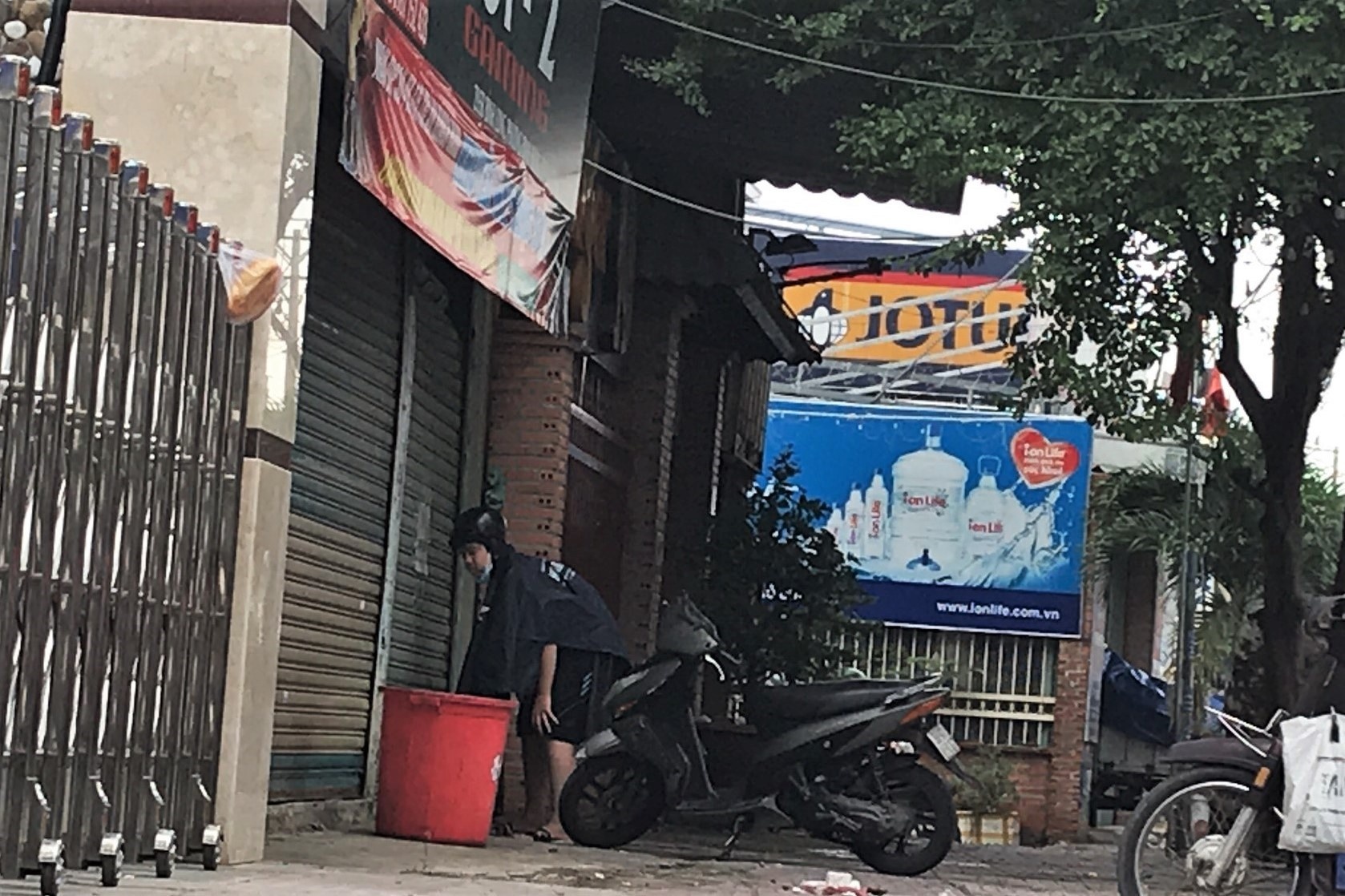 Quan net mo chui o TP.HCM anh 1