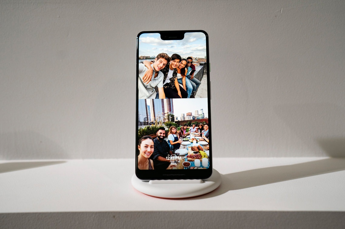 Android bat chuoc iPhone X anh 1