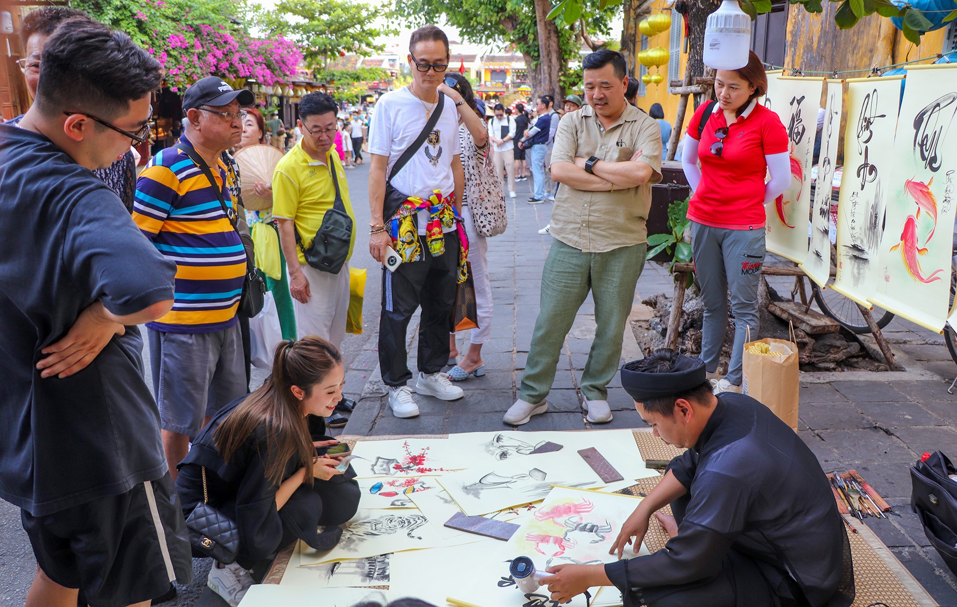 thu phi Hoi An anh 1