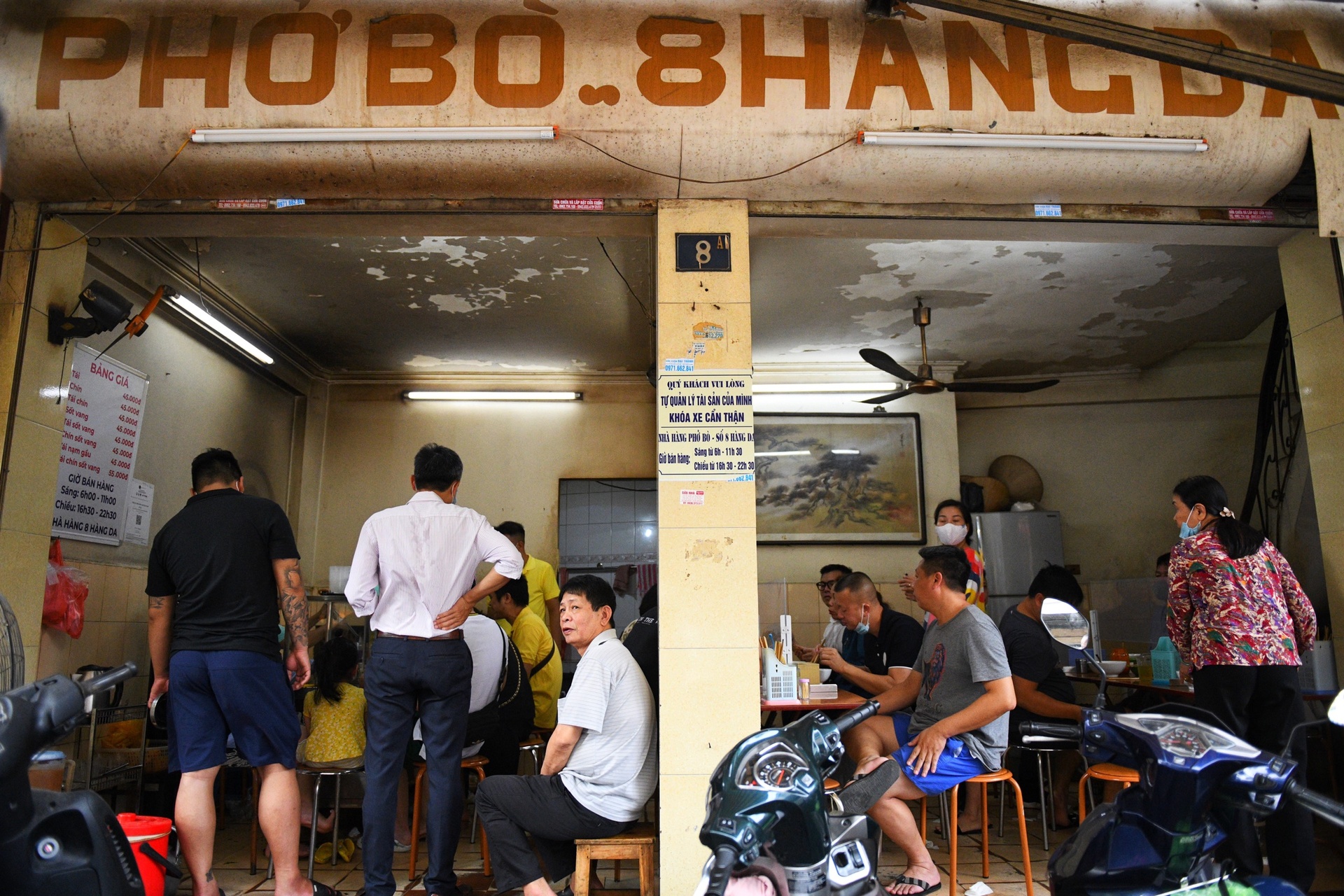 ngay dau ban pho tro lai anh 1