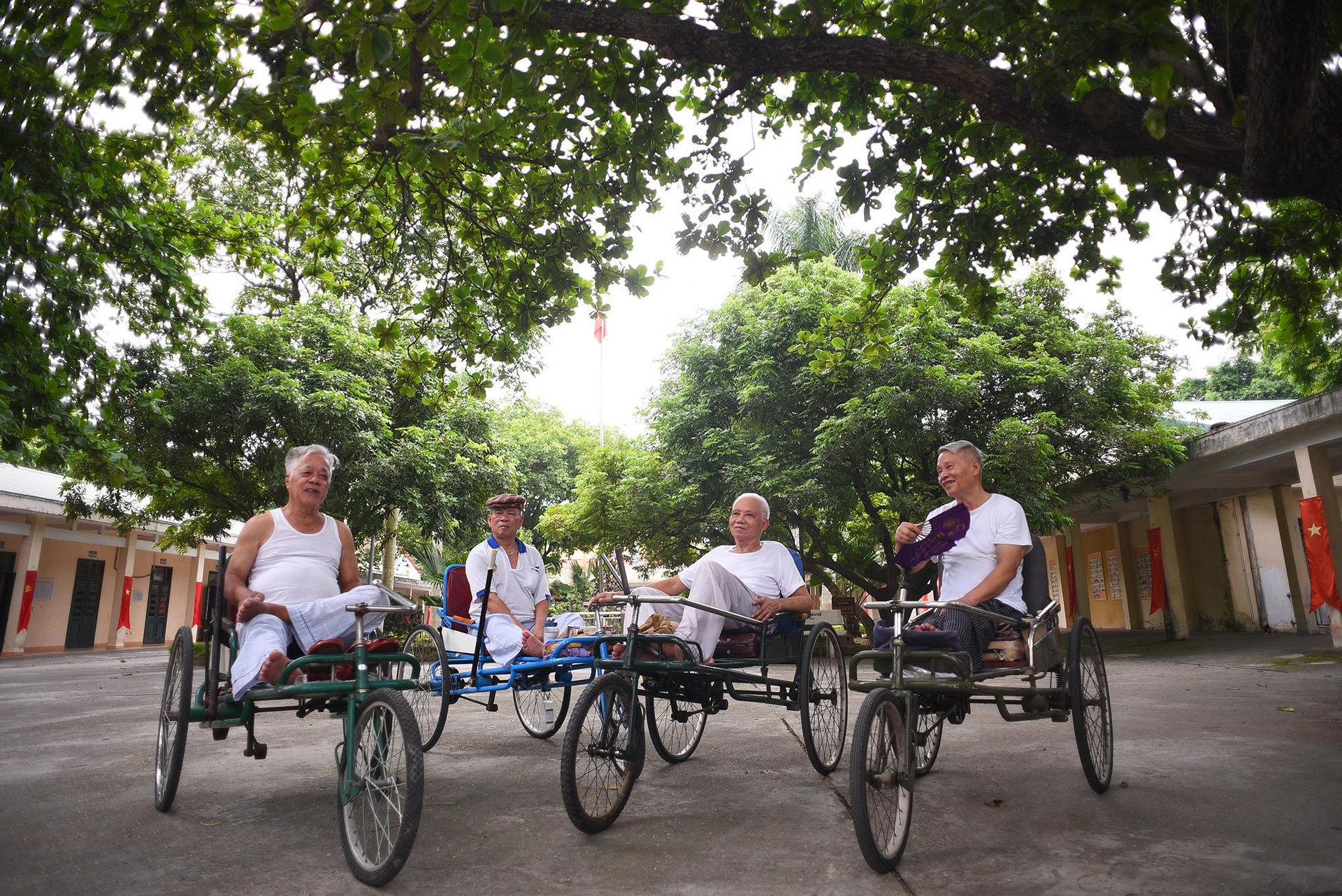 nhung nguoi linh thuong binh tren mat tran anh 1