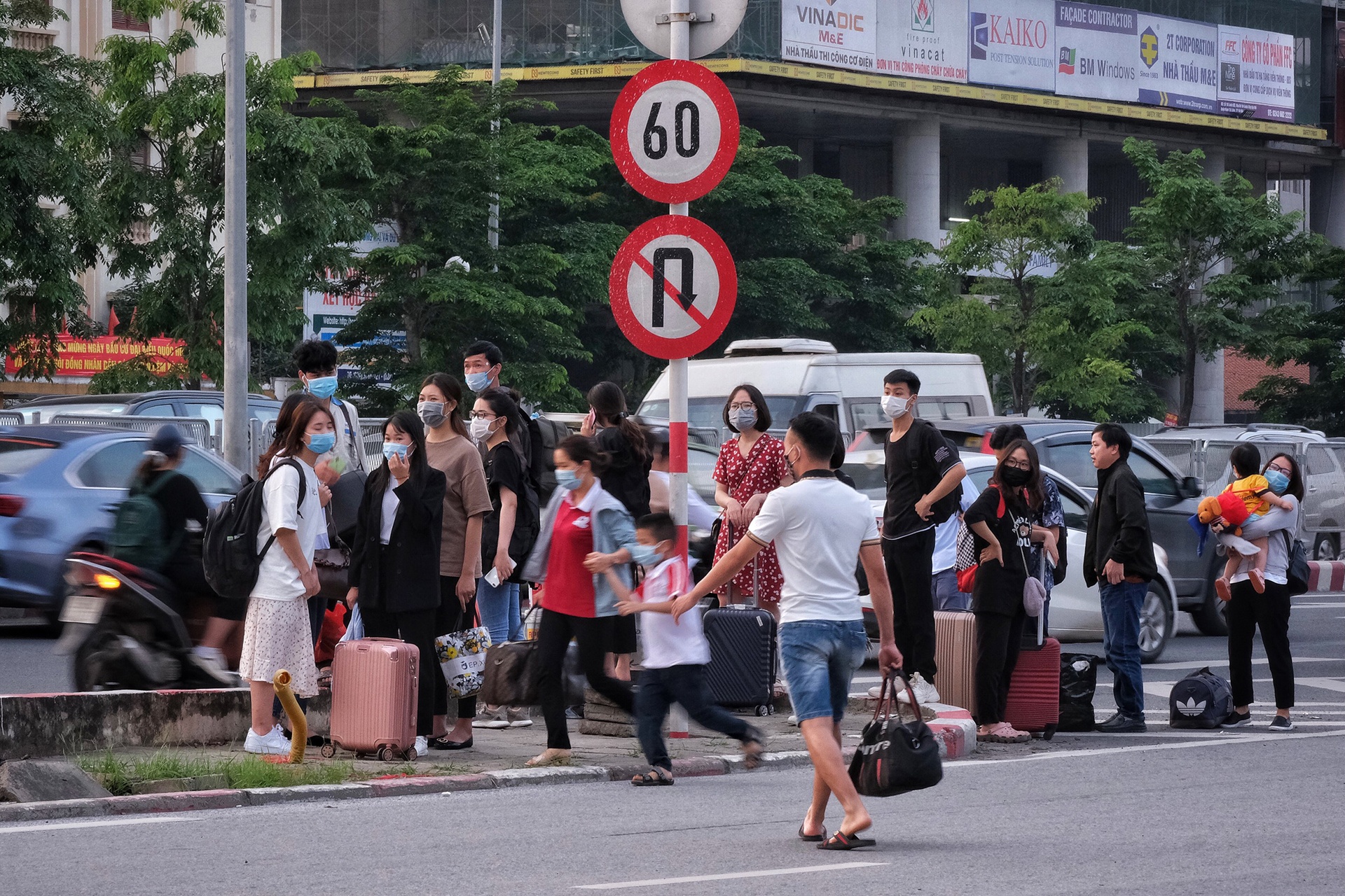 un un xe co truoc ngay nghi le anh 12