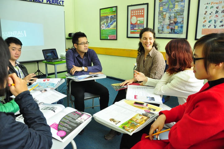 Đội ngũ giáo viên giàu kinh nghiệm về luyện thi TOEIC.