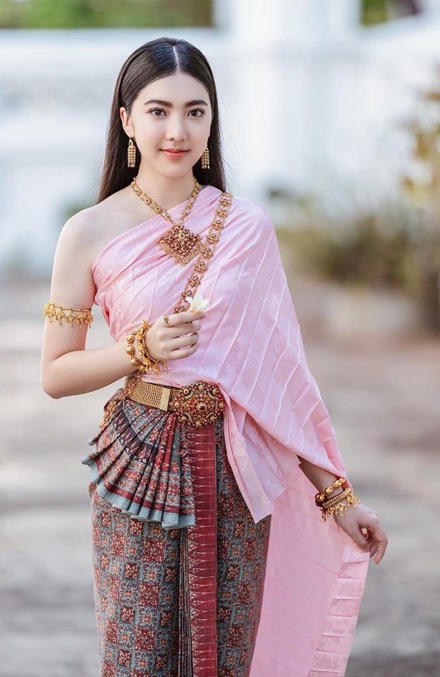 phu kien that lung cua hoang gia Thai Lan anh 1