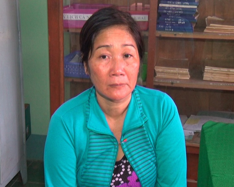 Nữ osin Nguyễn Thị Oanh lúc bị bắt. Ảnh: Minh Anh
