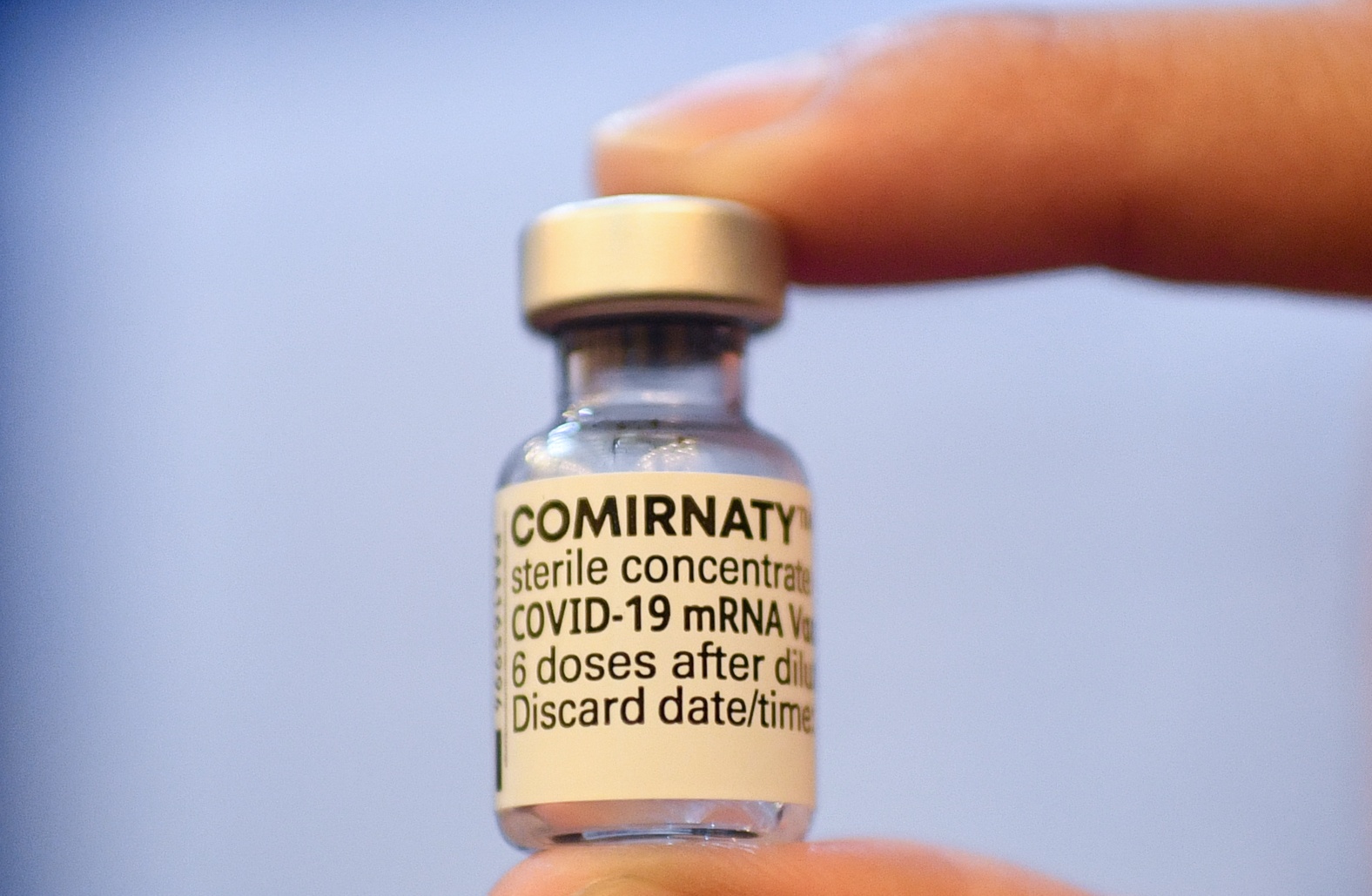 Phan bo vaccine phong Covid-19 Pfizer anh 1