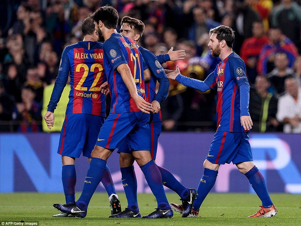 messi toa sang,  barca dai thang 4-0 anh 3