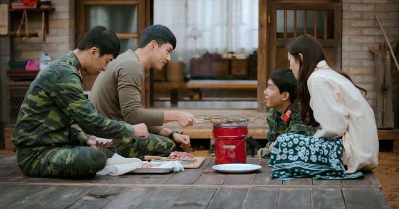 Ha canh noi anh,  Hyun Bin,  Son Ye Jin,  Trieu Tien,  Bac Han anh 4