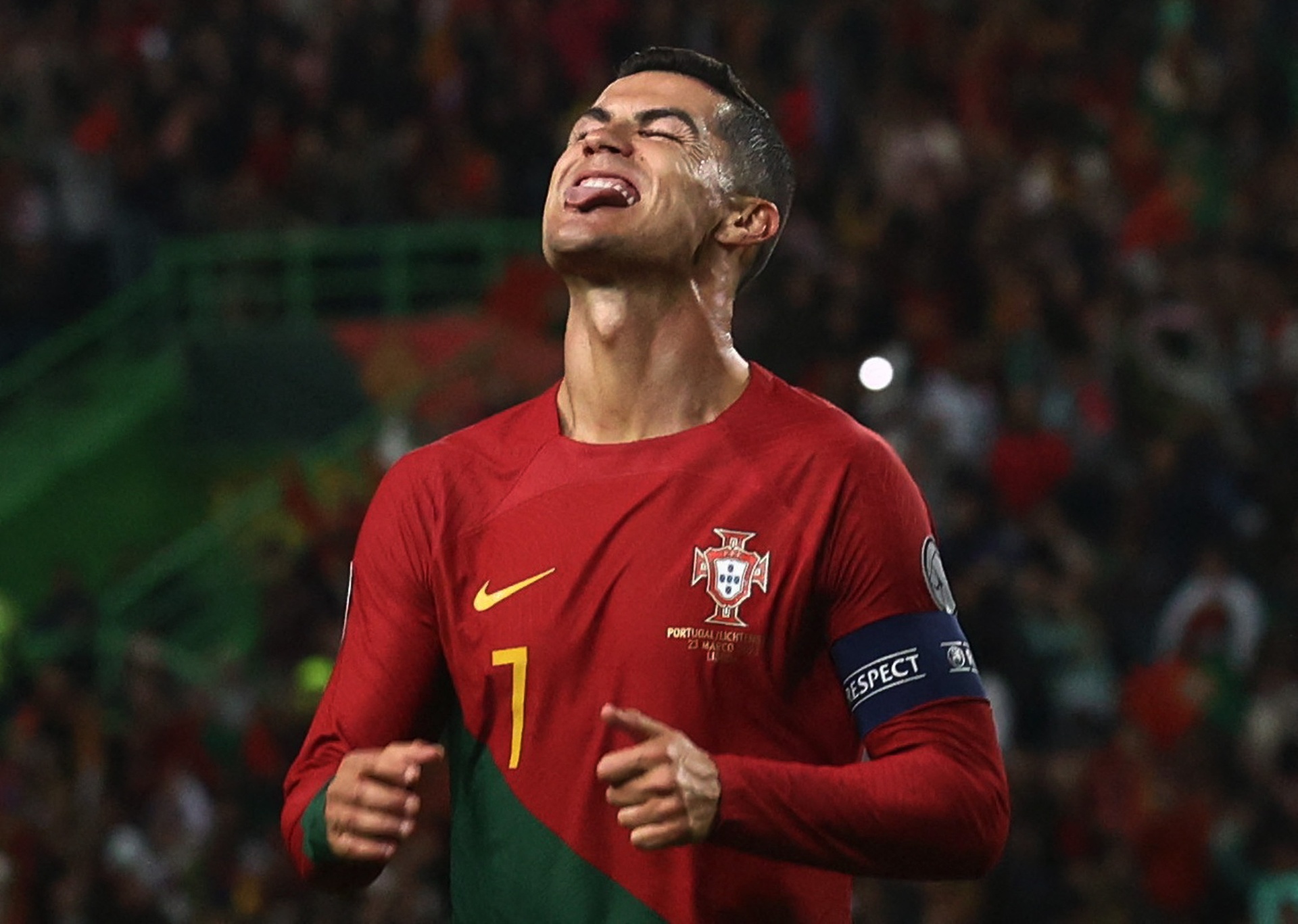 Ronaldo lay lai cam hung anh 1