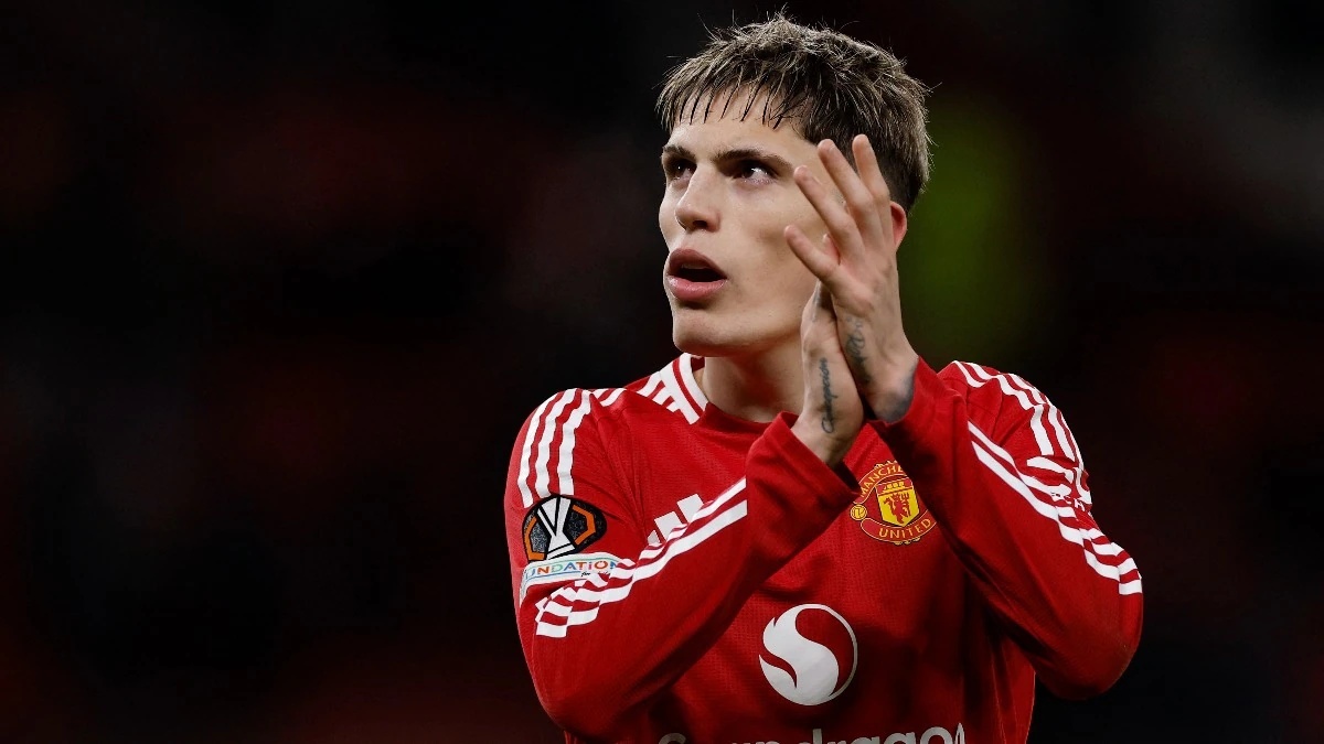 10 cau thu noi bat anh 10