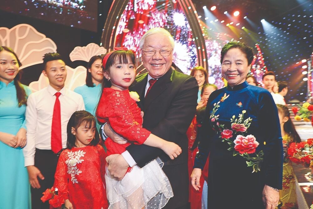 Tong bi thu anh 9