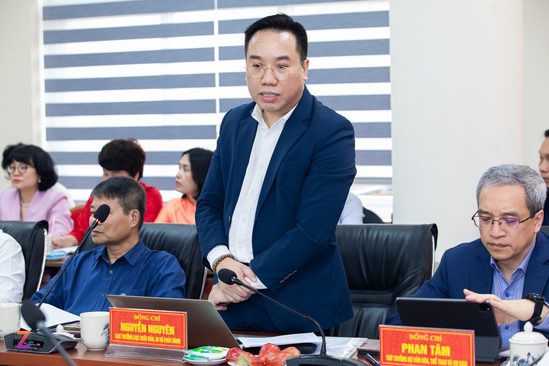 Giai Sach Quoc gia anh 4