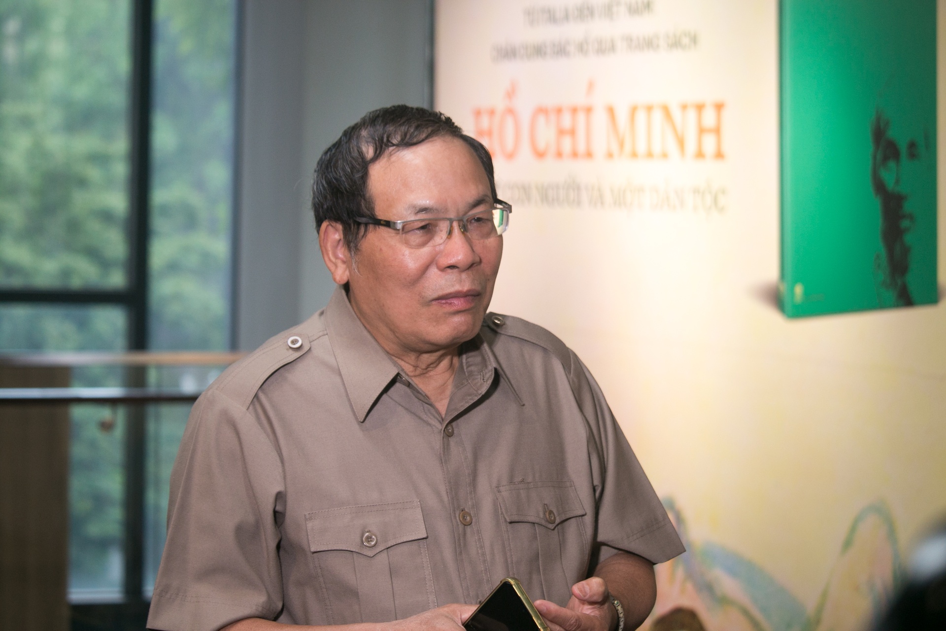 ho chi minh anh 2