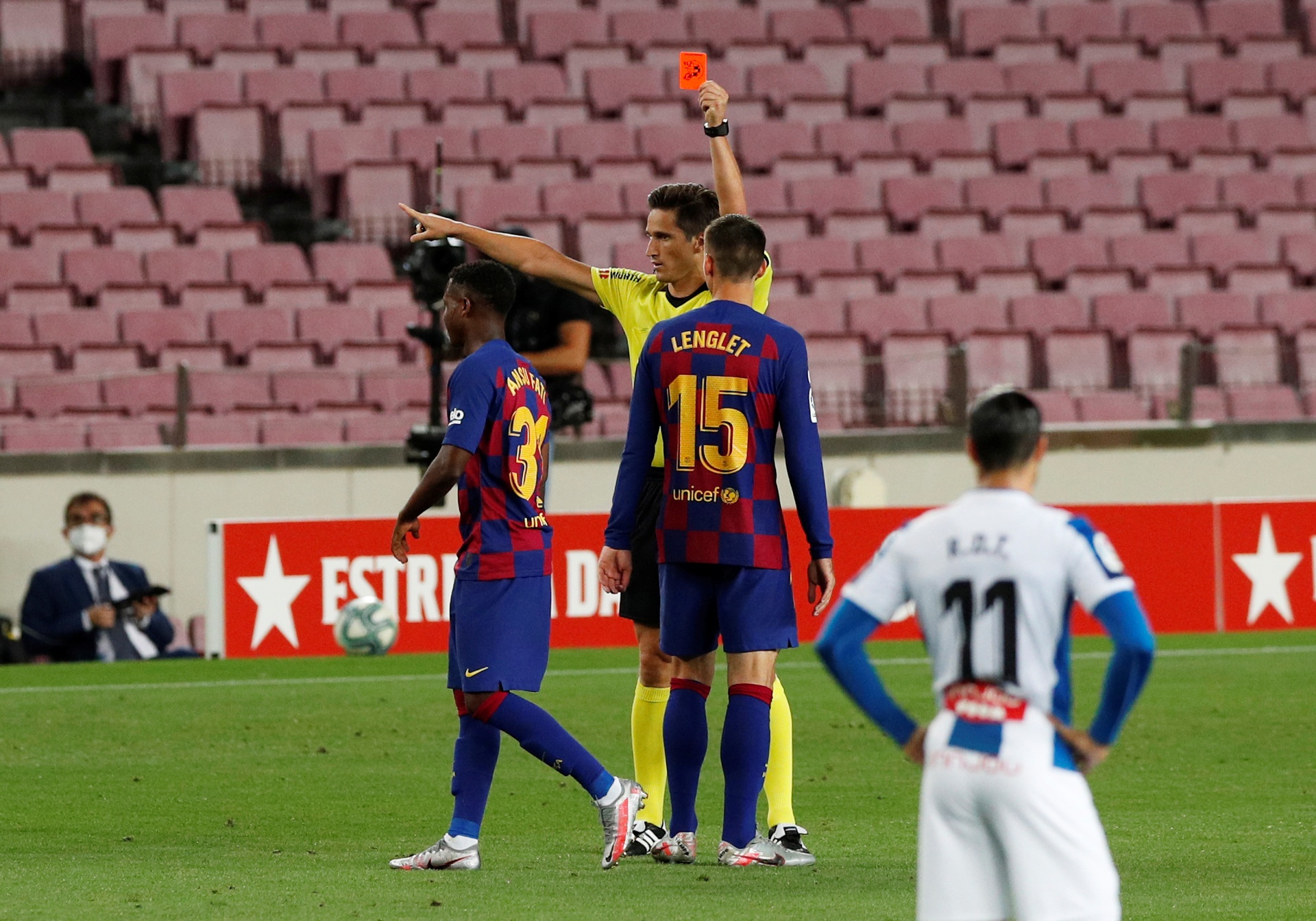 Barca vs Espanyol anh 2