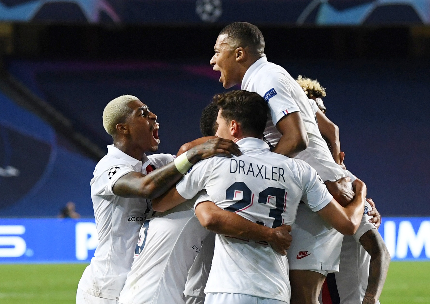 Atalanta gap PSG anh 3
