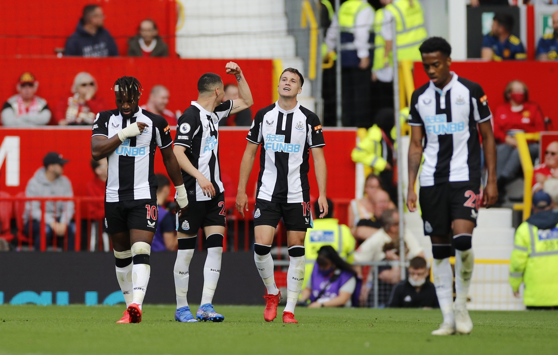Man Utd dau Newcastle anh 42
