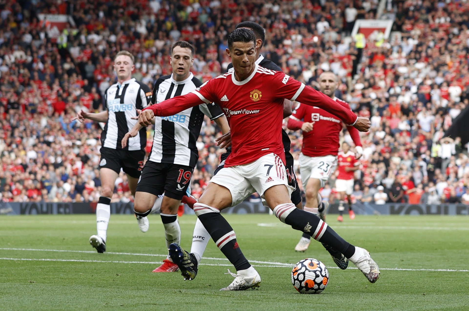 Man Utd dau Newcastle anh 43