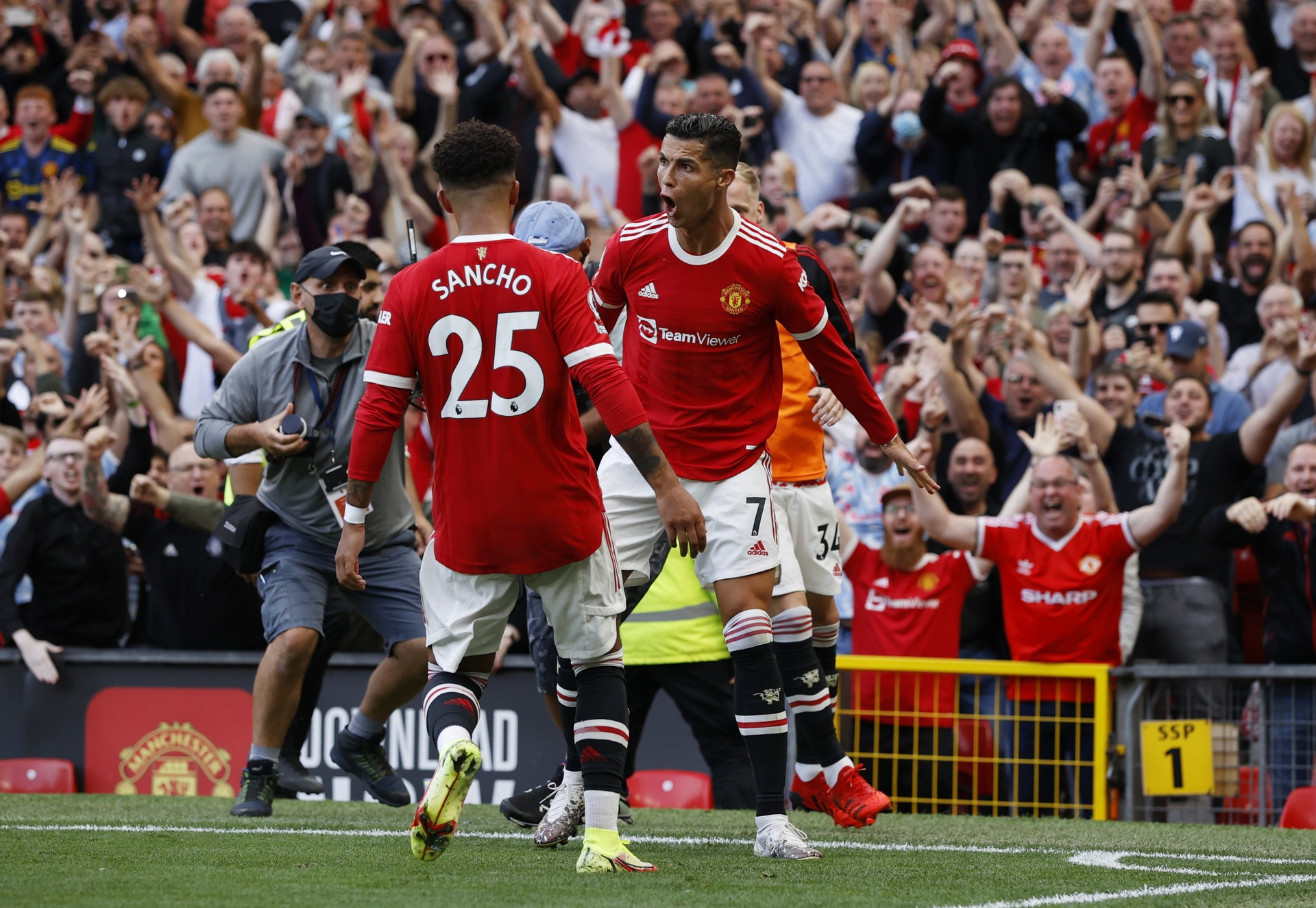 Man Utd dau Newcastle anh 1