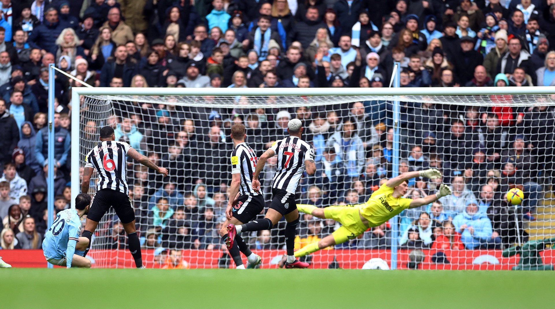 Man City dau Newcastle anh 26