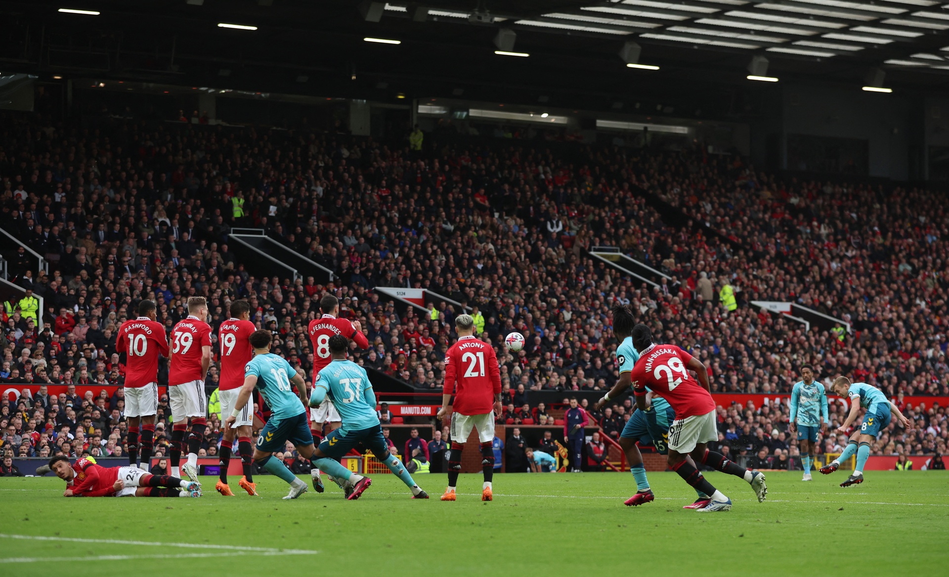 MU dau Southampton anh 31