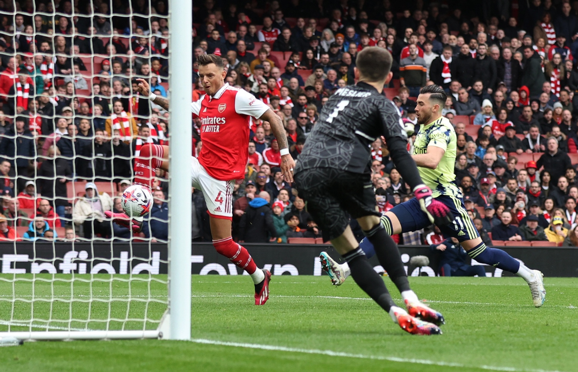 Arsenal dau Leeds anh 19