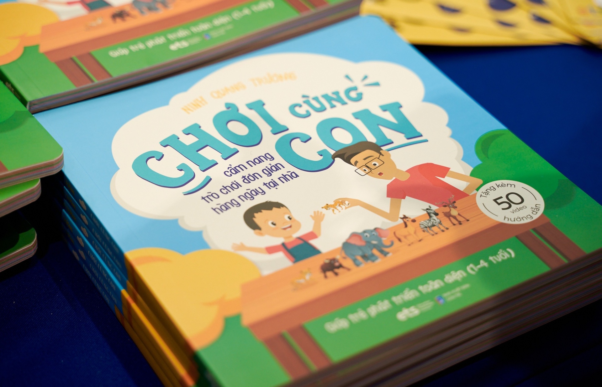 Choi cung con anh 2