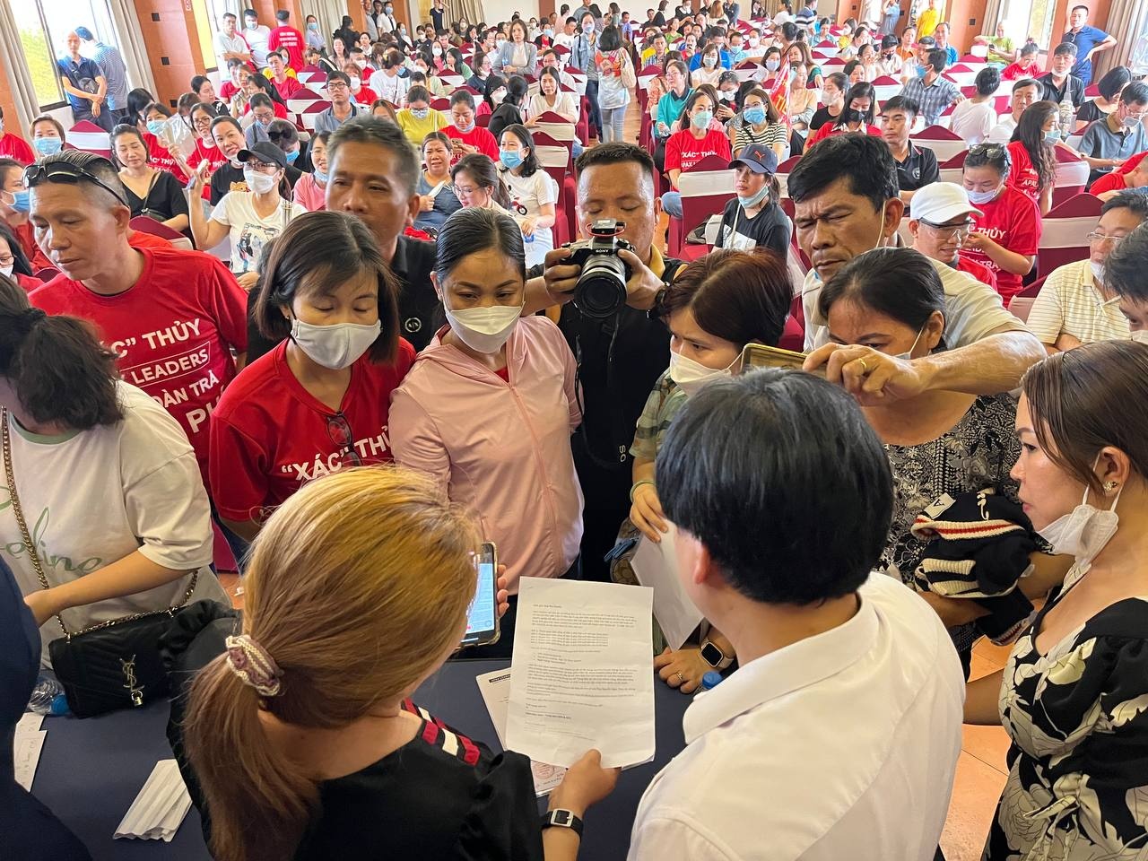 Apax Leaders hoan phi anh 1