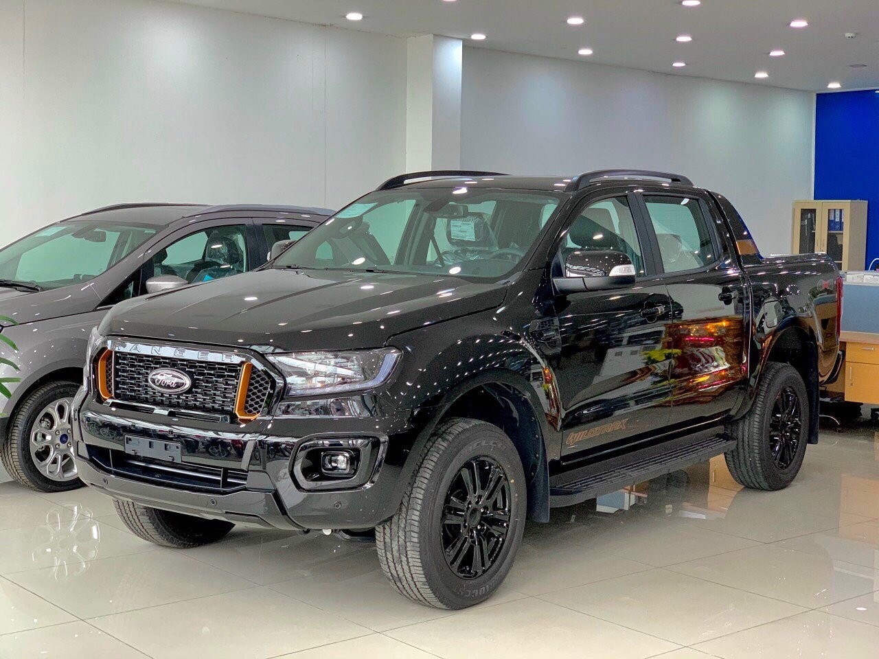 Ford Ranger 2021 se chuyen sang lap rap anh 2