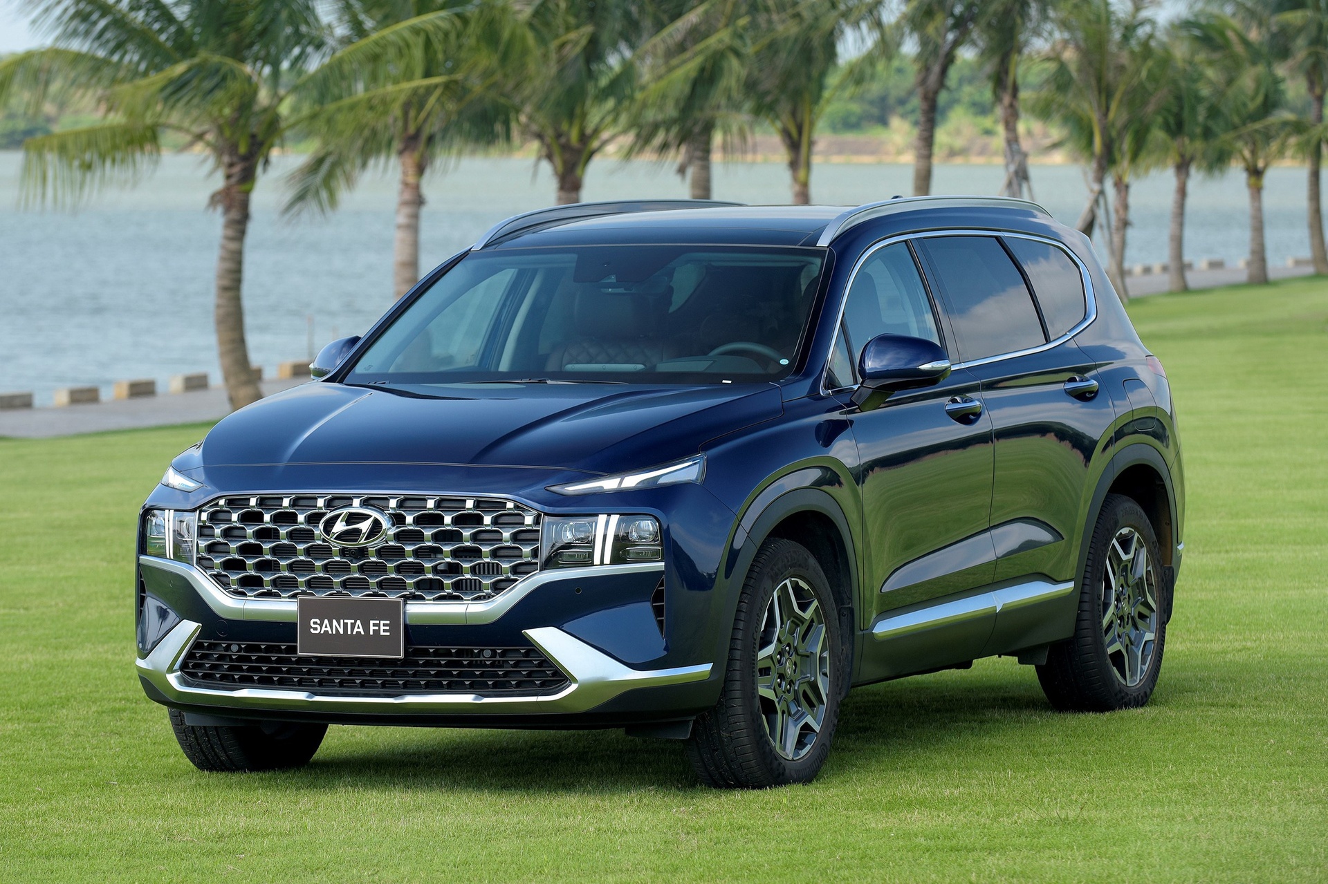 SUV 7 cho anh 1
