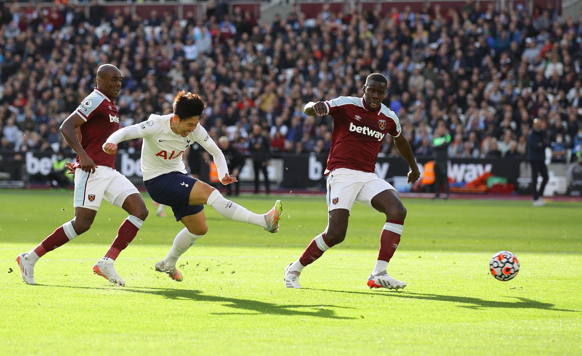 Tottenham vs West Ham anh 17