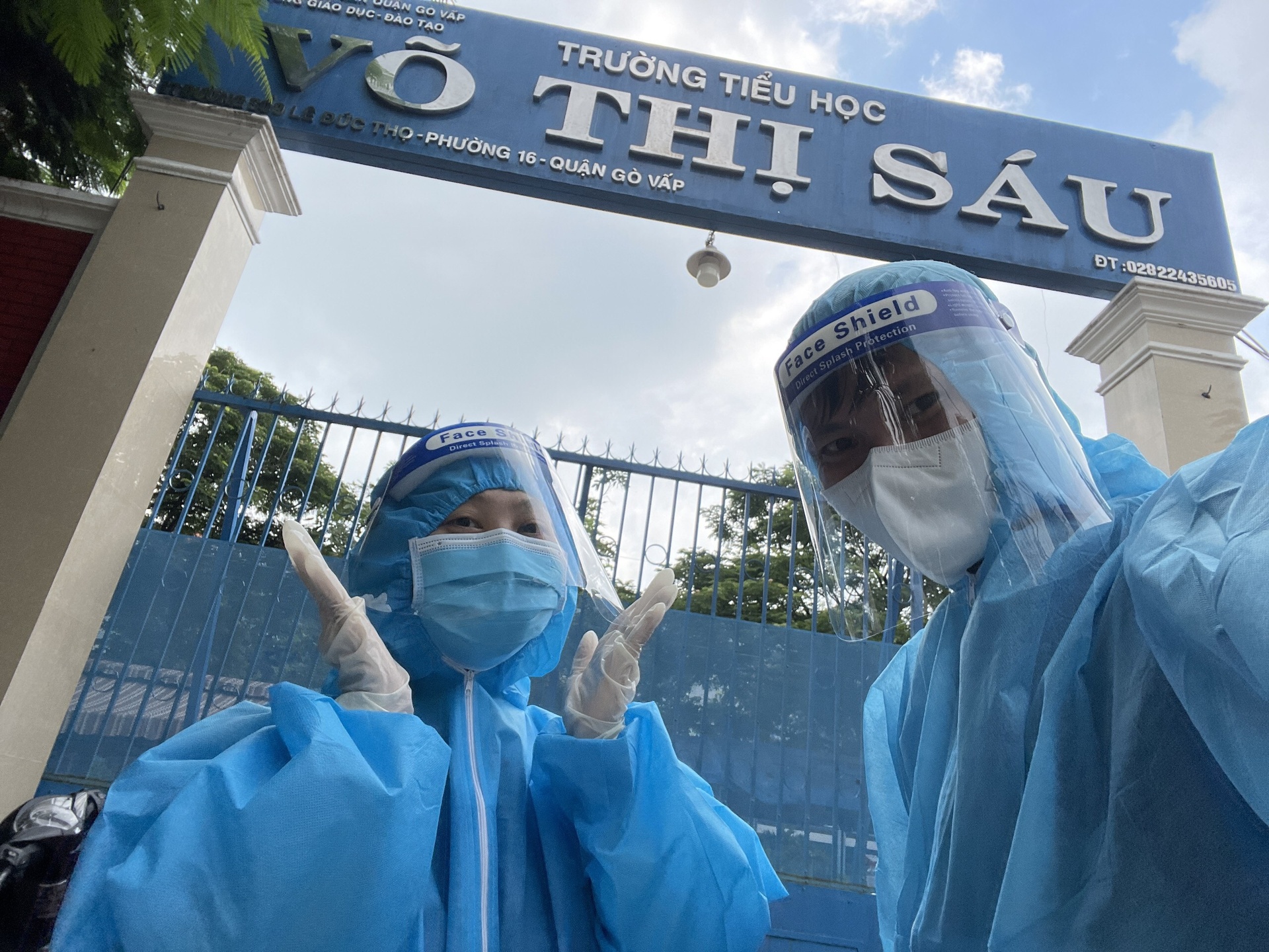 F0 tham gia chong dich anh 1