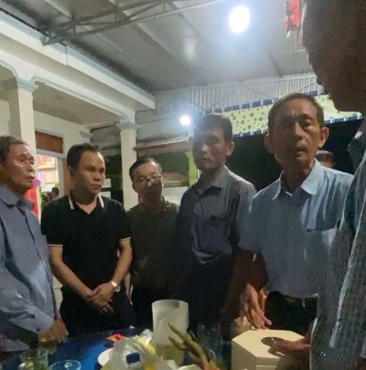 chet duoi bien Cua Lo anh 1