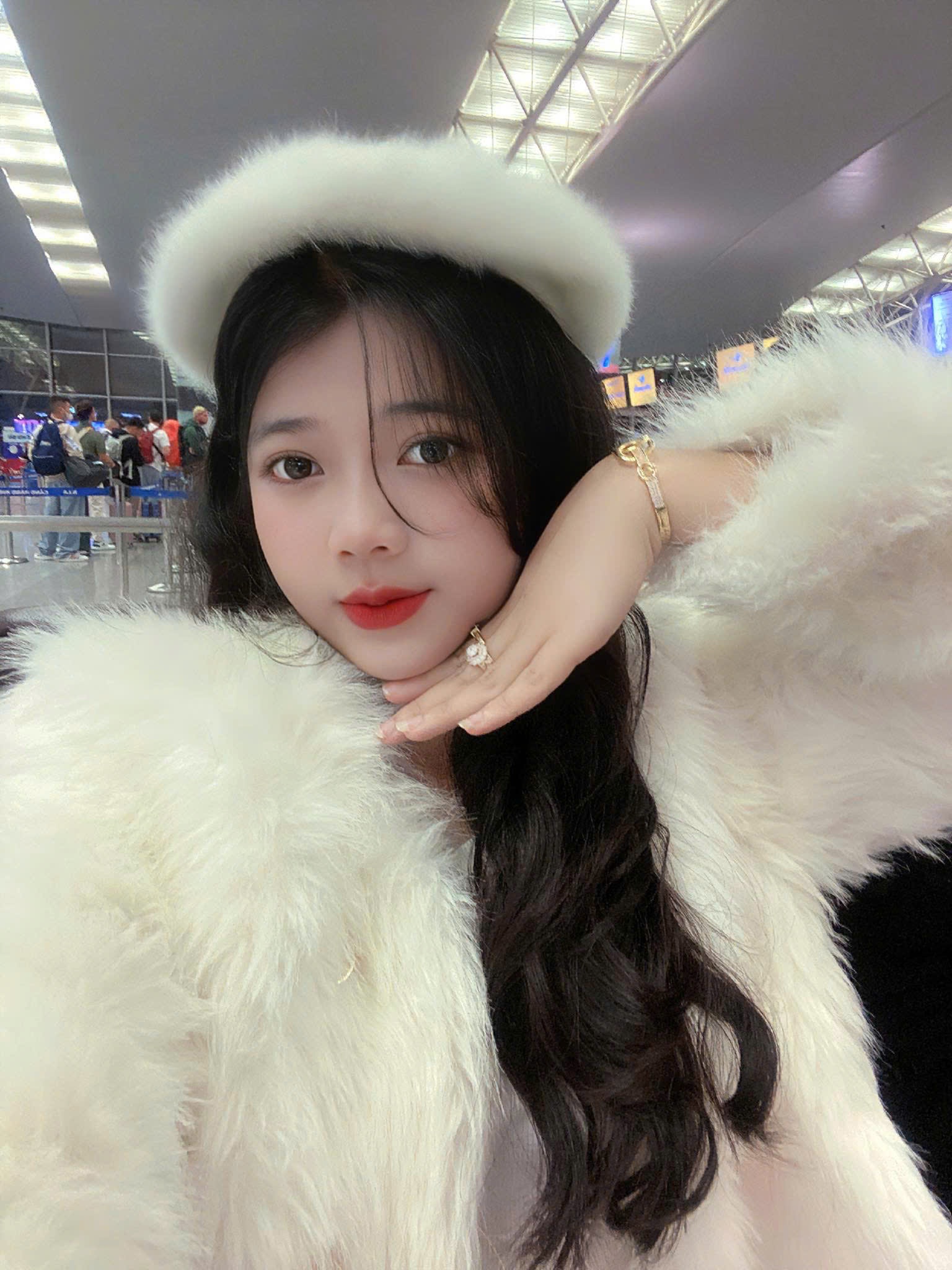 nghi ban hang cuoi vo anh 4 nghi ban hang cuoi vo anh 4