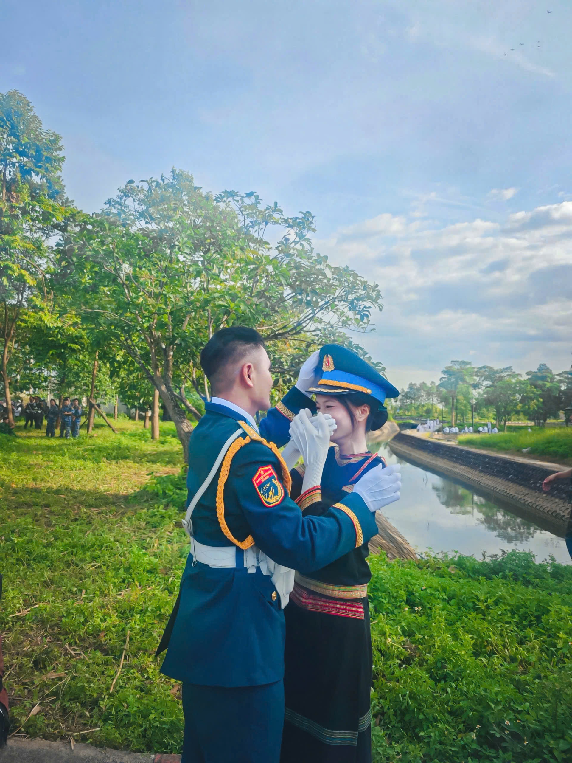 chien si A80 to tinh anh 1