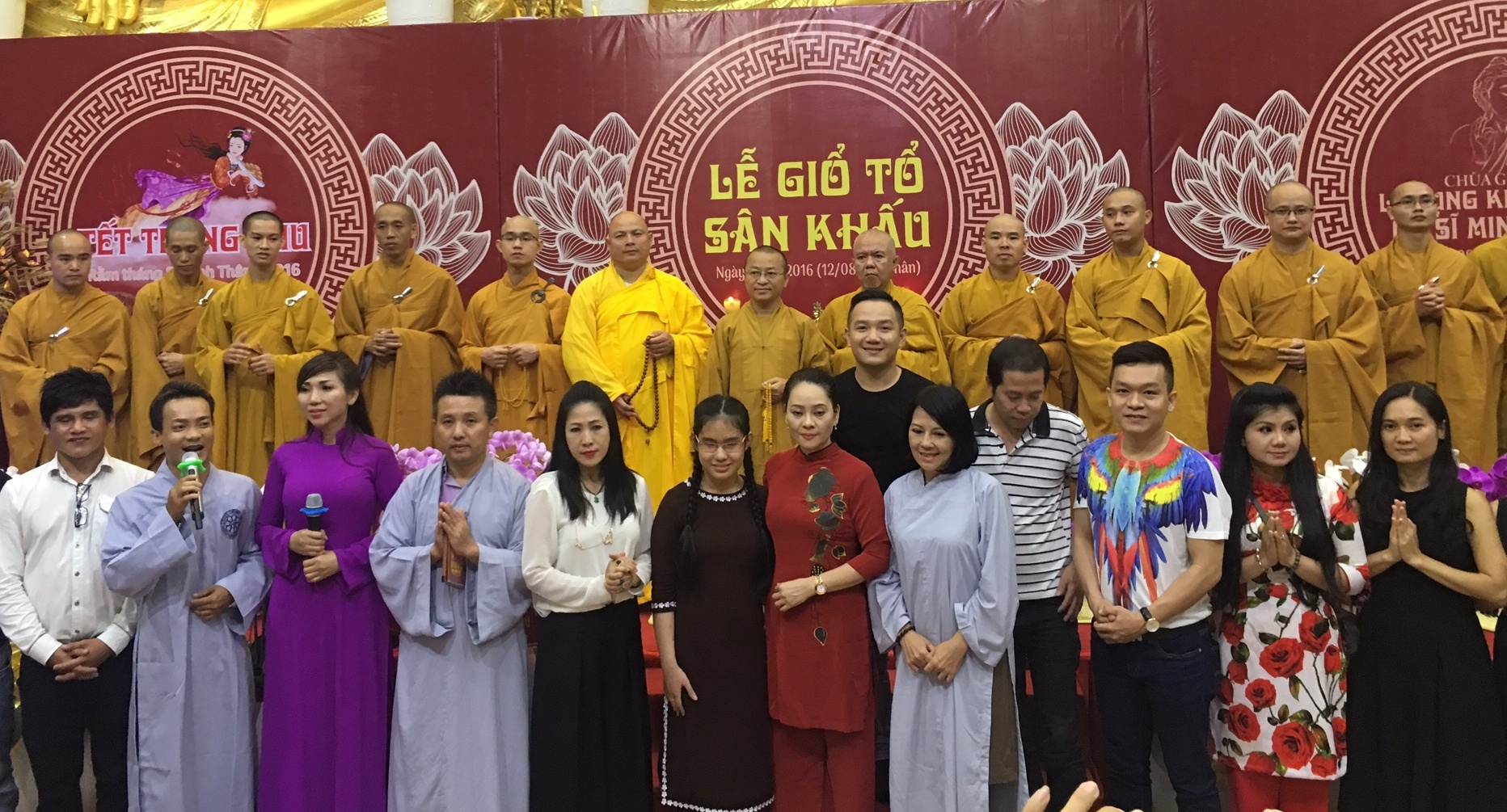 Dam Vinh Hung hat trong dem nhac Minh Thuan anh 2