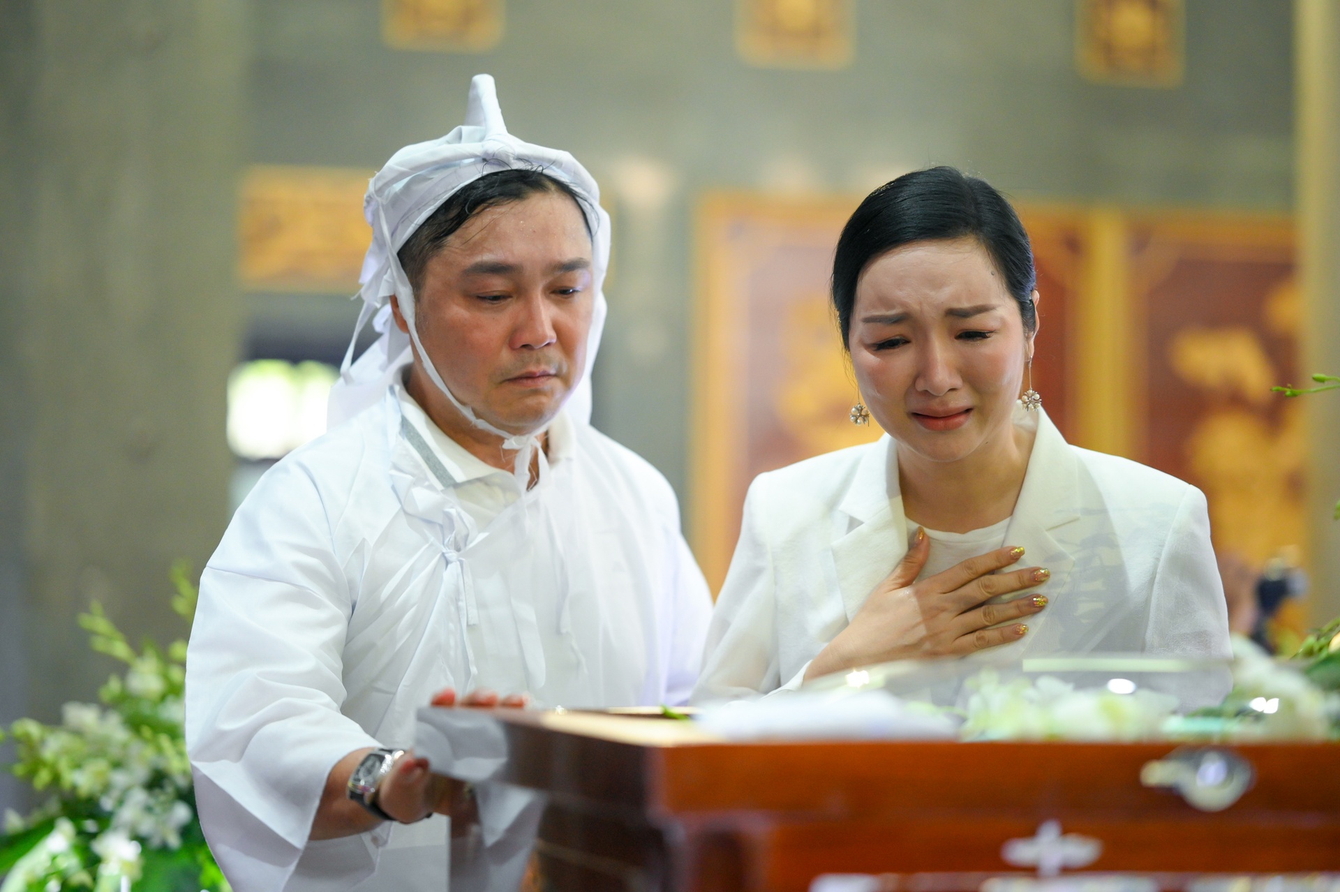 Ly Huynh qua doi anh 8